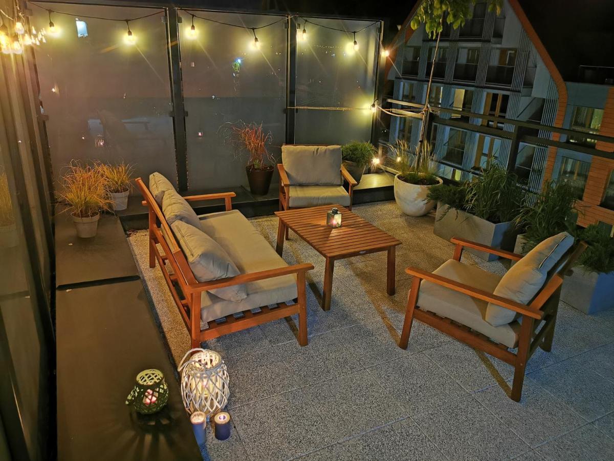 Trident Apartment III กดัญสก์ ภายนอก รูปภาพ