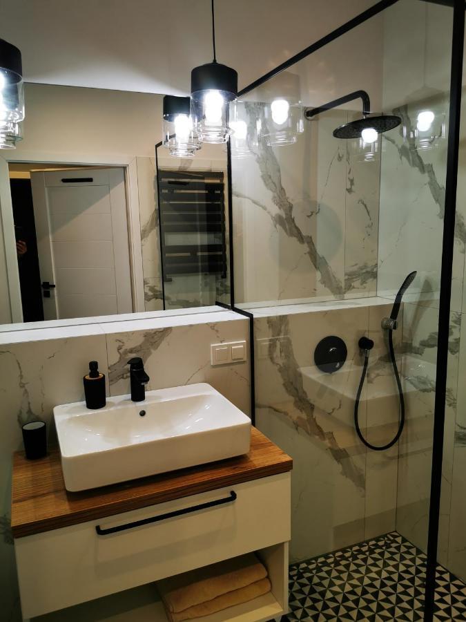 Trident Apartment III กดัญสก์ ภายนอก รูปภาพ